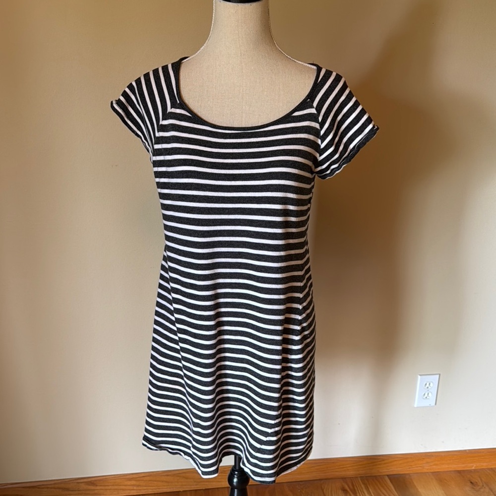 Cable & Gauge Black and White A-Line Midi Dress
